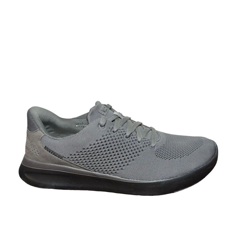 Men's Gray kizik Sneakers size 10.5